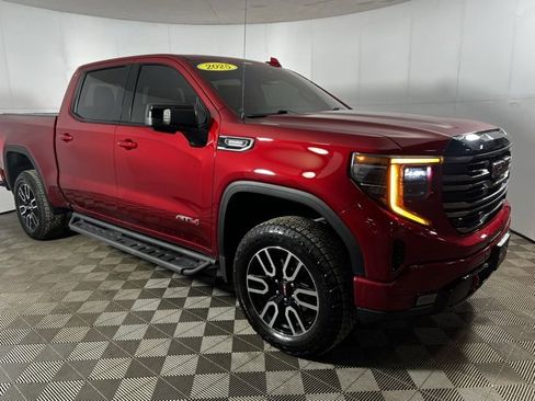 Used 2025 GMC Sierra 1500 AT4 w/ AT4 Preferred Package image 6