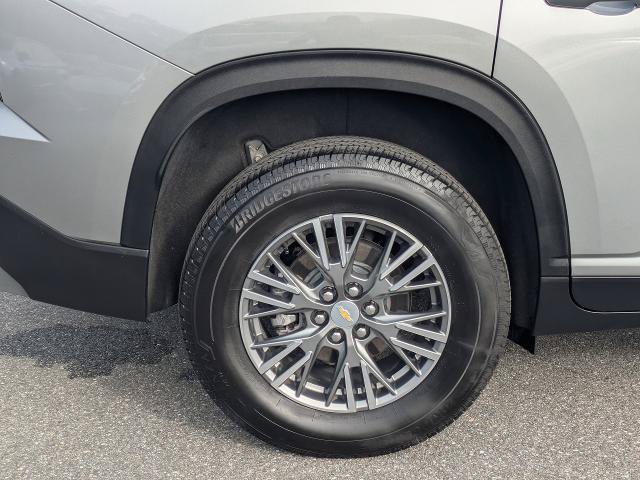 Certified 2026 Chevrolet Traverse LT w/ Driver Confidence Package FWD image 11