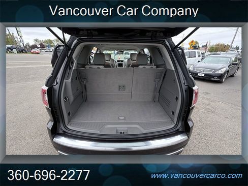 Used 2014 GMC Acadia SLT image 19