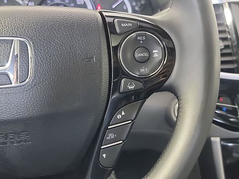 Used 2017 Honda Accord EX-L image 26
