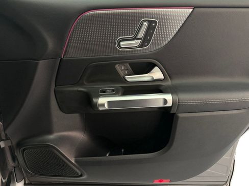 Certified 2021 Mercedes-Benz GLB 250 image 22