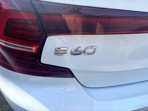 Used 2024 Volvo S60 T8 Ultimate w/ Climate Package image 19