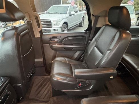 Used 2014 GMC Yukon Denali image 13