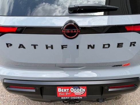 New 2026 Nissan Pathfinder Rock Creek AWD/4WD image 31