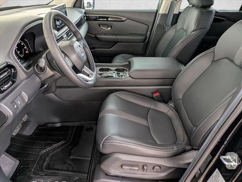 Used 2025 Honda Pilot EX-L image 15