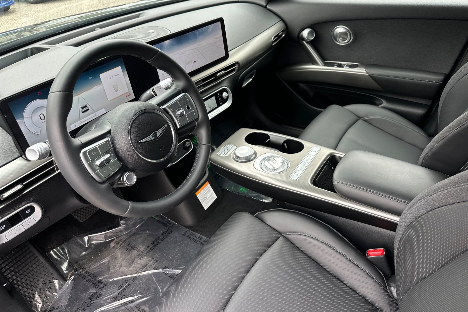 Used 2025 Genesis GV60 Advanced AWD/4WD image 11