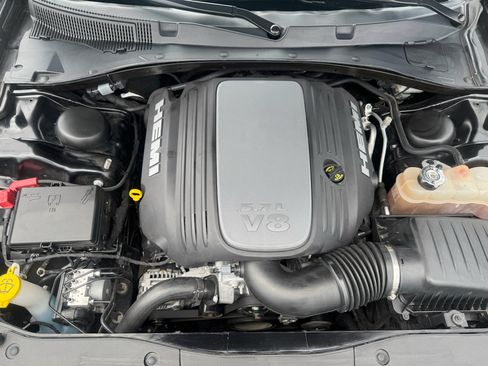 Used 2022 Dodge Charger R/T w/ Plus Group RWD image 33