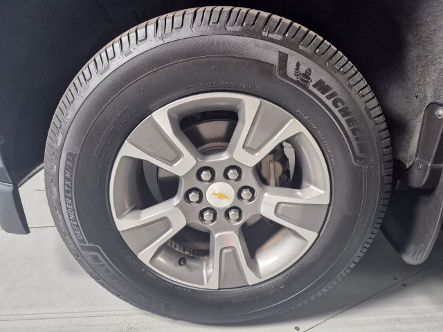 Used 2018 Chevrolet Colorado Z71 RWD image 10