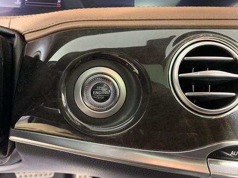 Used 2018 Mercedes-Benz S 450 Sedan image 17