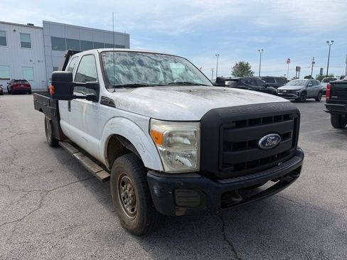 Used 2012 Ford F250 XL w/ PWR Equipment Group image 2
