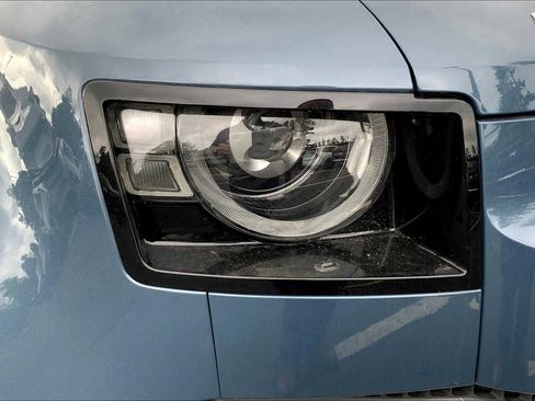 New 2025 Land Rover Defender 110 S image 16