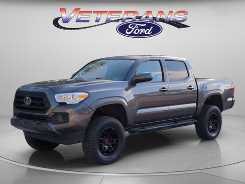 Used 2022 Toyota Tacoma SR RWD image 1