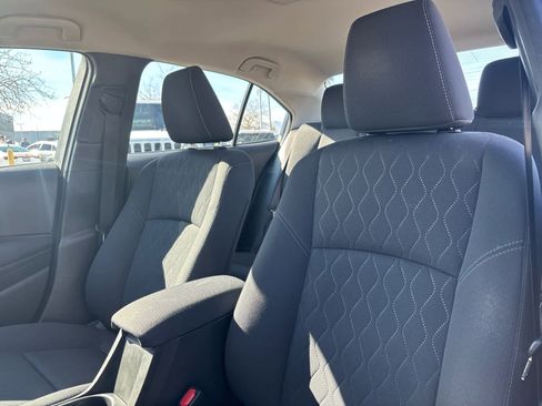 Used 2025 Toyota Corolla LE image 20
