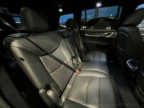 Used 2024 Cadillac XT6 Sport image 25