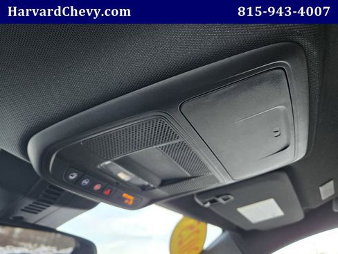 Used 2025 GMC Acadia Elevation image 15