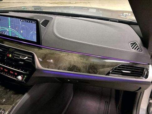 Certified 2023 BMW M550i xDrive w/ Parking Assistance Package image 18