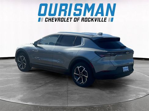 New 2026 Chevrolet Equinox EV LT image 4