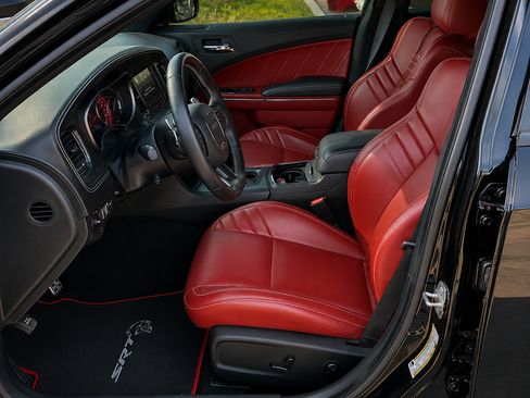 Used 2022 Dodge Charger SRT Hellcat w/ Harman/Kardon Audio Group RWD image 11