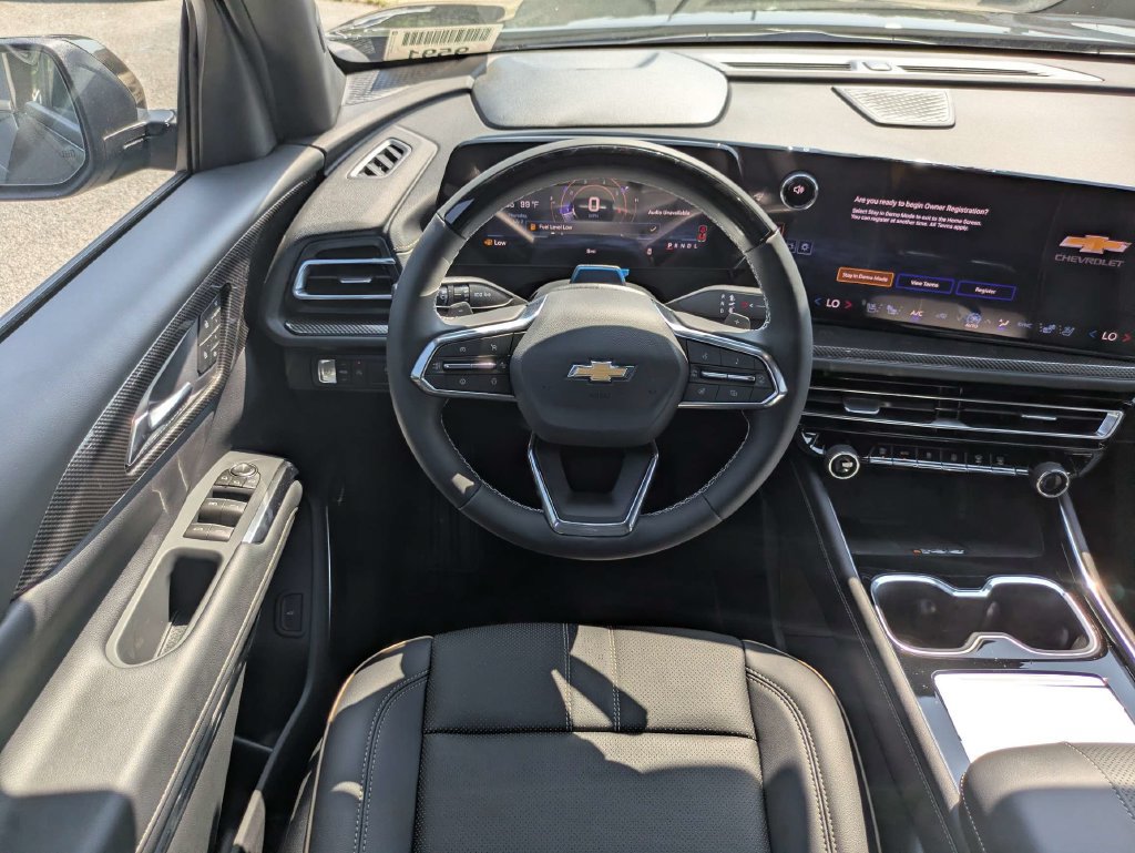New 2026 Chevrolet Traverse High Country FWD image 18