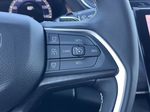 New 2025 Jeep Grand Cherokee L Limited AWD/4WD image 13