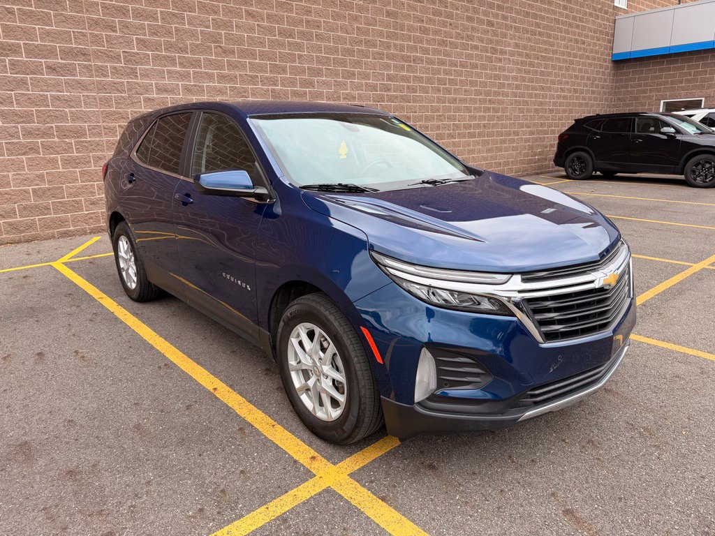 Used 2023 Chevrolet Equinox LT FWD image 2