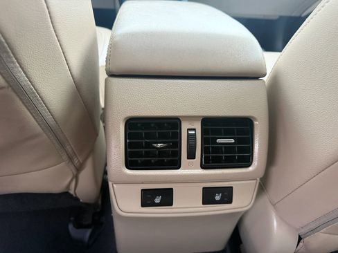 Used 2016 Subaru Outback 2.5i Limited image 24