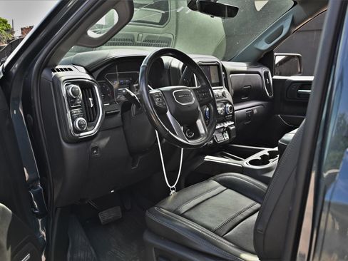 Used 2020 GMC Sierra 1500 Denali w/ Denali Ultimate Package AWD/4WD image 12
