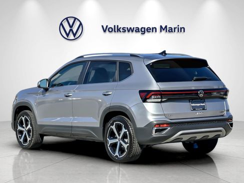 New 2026 Volkswagen Taos SEL AWD/4WD image 3