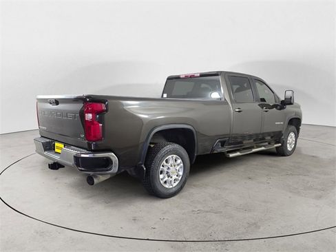 Used 2021 Chevrolet Silverado 3500 LT w/ Convenience Package image 5