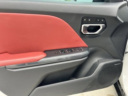 Used 2025 Kia K4 GT-Line w/ GT-Line Premium Package image 10