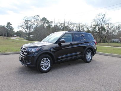 New 2026 Ford Explorer Active w/ Active Comfort Package
