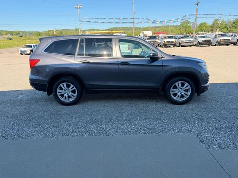 Used 2016 Honda Pilot LX image 2
