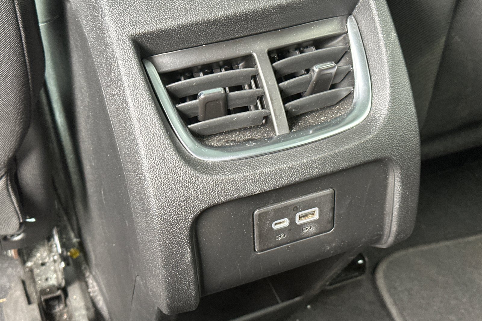 Used 2021 Chevrolet Blazer LT AWD/4WD image 40