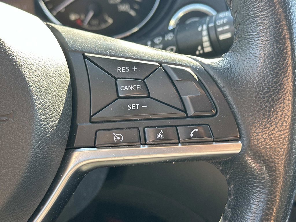 Used 2019 Nissan Rogue SV AWD/4WD image 23