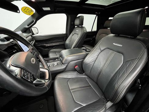 Used 2023 Ford Expedition Max Platinum image 19