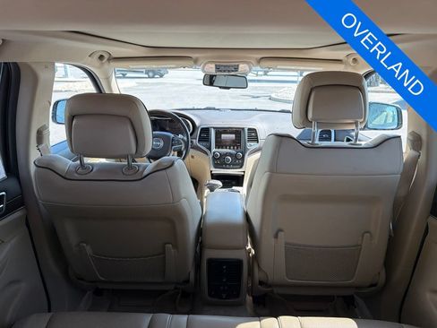 Used 2015 Jeep Grand Cherokee Overland AWD/4WD image 30