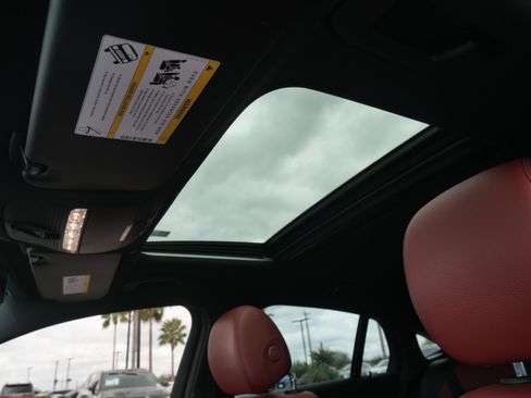 Used 2020 Mercedes-Benz GLC 300 GLC 300 image 19