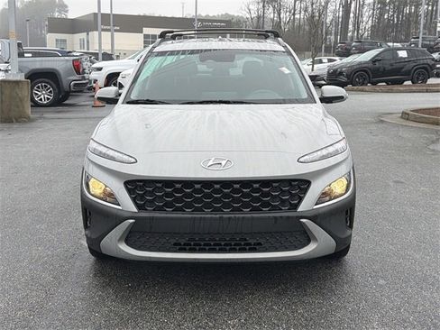 Certified 2023 Hyundai Kona SEL w/ Convenience Package image 2