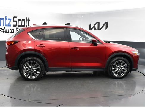 Used 2020 MAZDA CX-5 Signature image 6