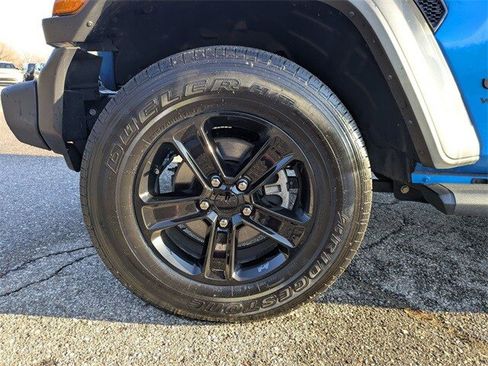 Used 2022 Jeep Wrangler Unlimited Sport image 21