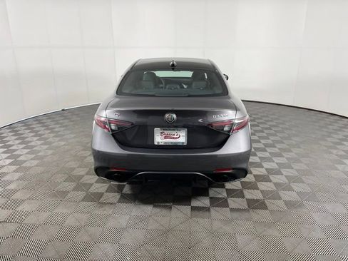 Used 2025 Alfa Romeo Giulia AWD w/ Veloce Package AWD image 6