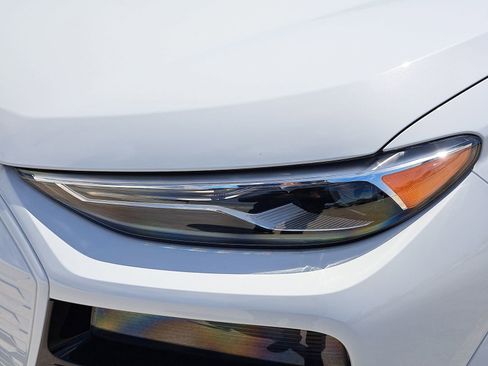 New 2025 Audi Q6 e-tron Premium image 29