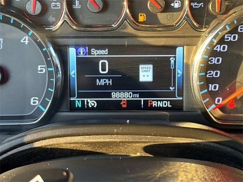 Used 2019 Chevrolet Tahoe LT image 27