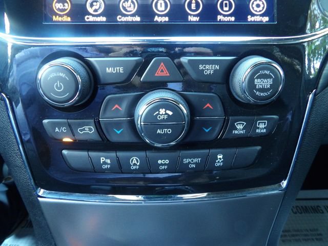 Used 2022 Jeep Grand Cherokee Laredo X AWD/4WD image 26