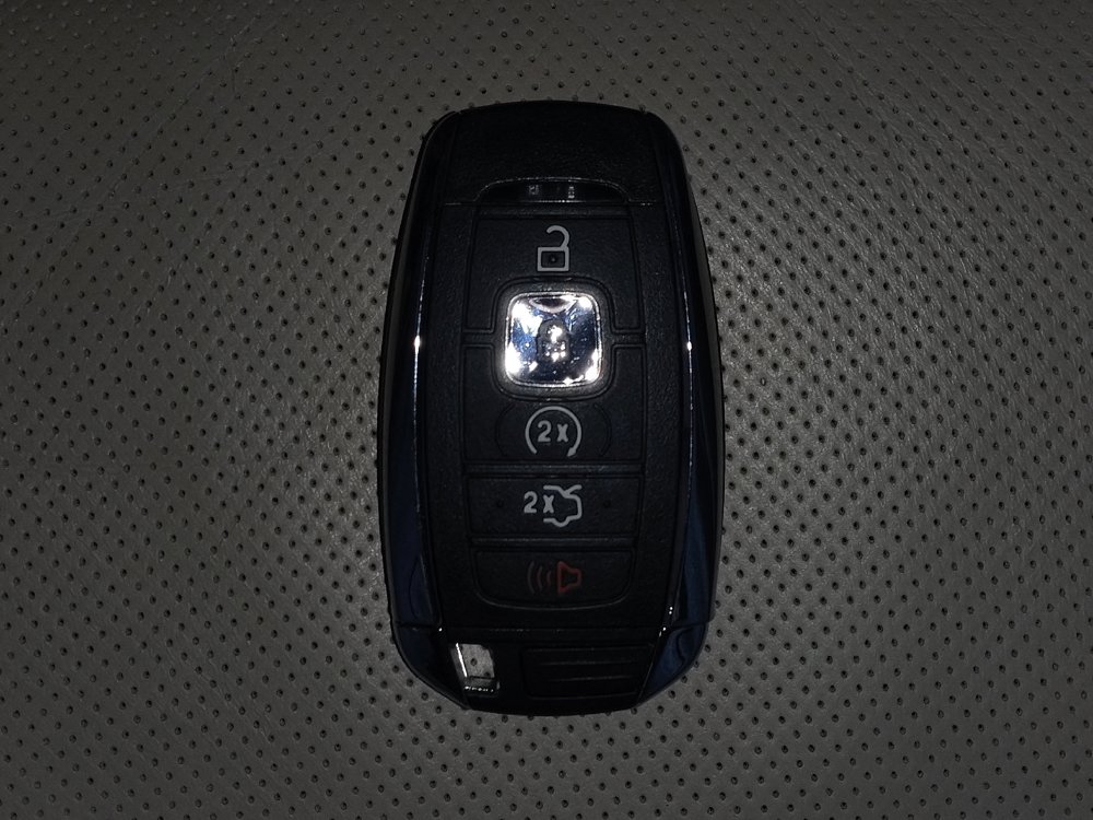 Used 2017 Lincoln MKC Reserve FWD image 32
