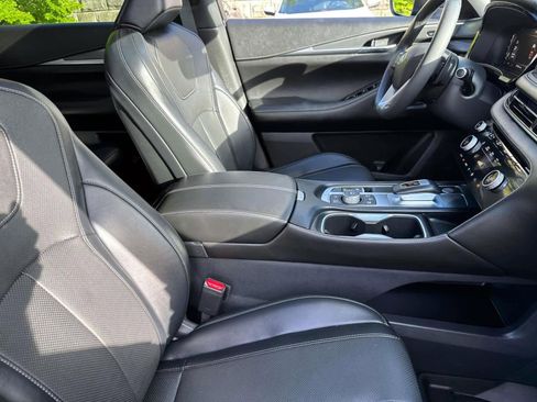 Used 2023 INFINITI QX60 Luxe image 8