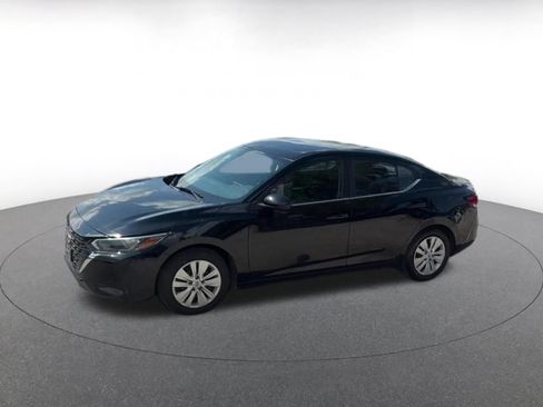 Used 2025 Nissan Sentra S FWD image 7