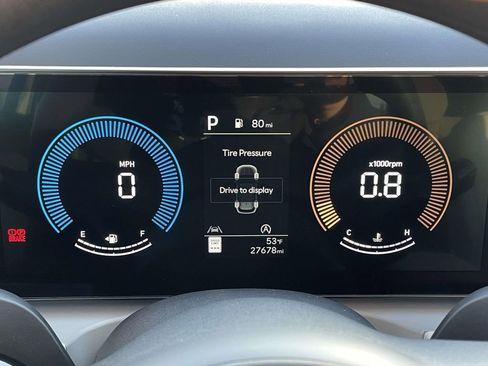 Used 2025 Hyundai Tucson SEL FWD image 14