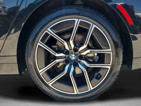Used 2023 BMW 740i RWD image 31