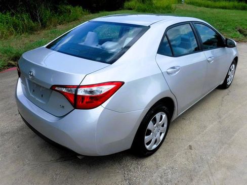 Used 2014 Toyota Corolla LE image 6